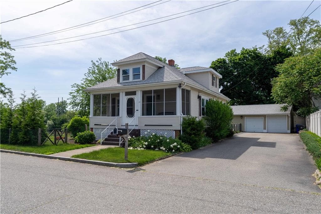 Single Family Residence at 15 Omega Way, East Providence, photo 31 of 35
