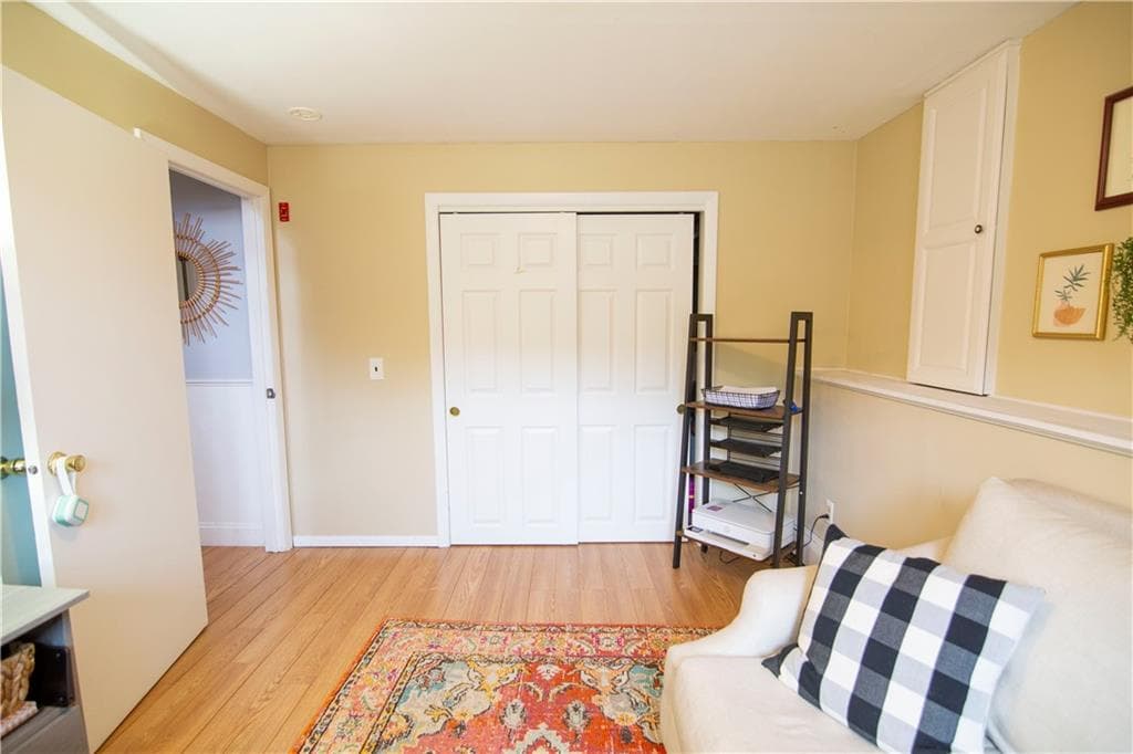 Single Family Residence at 13 Sleepy Hollow Court, Westerly, photo 17 of 24