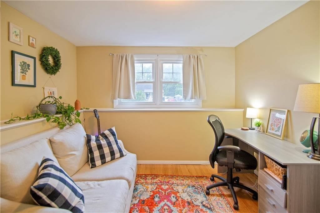Single Family Residence at 13 Sleepy Hollow Court, Westerly, photo 16 of 24