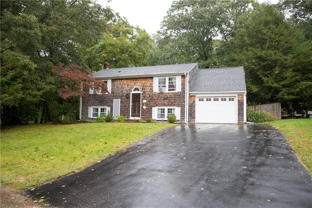 13 Sleepy Hollow Court