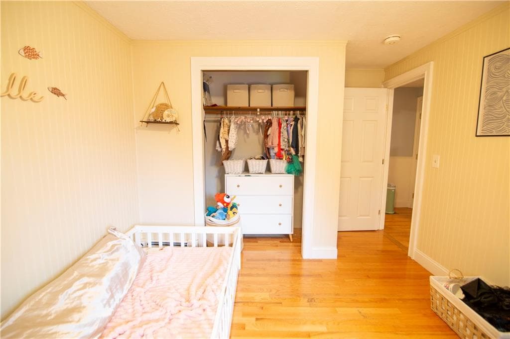 Single Family Residence at 13 Sleepy Hollow Court, Westerly, photo 11 of 24