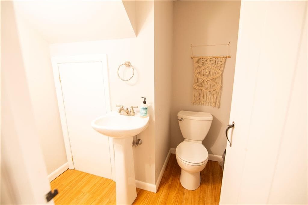 Single Family Residence at 13 Sleepy Hollow Court, Westerly, photo 21 of 24