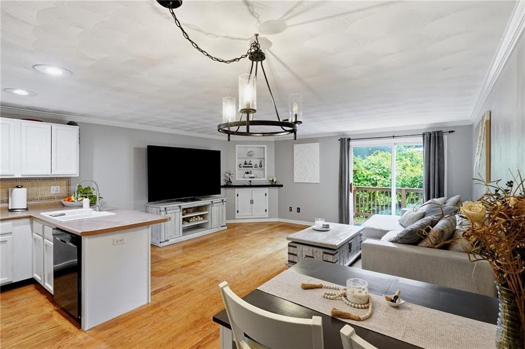 Condominium at 612 Smithfield Road UNIT D23, North Providence, photo 12 of 27