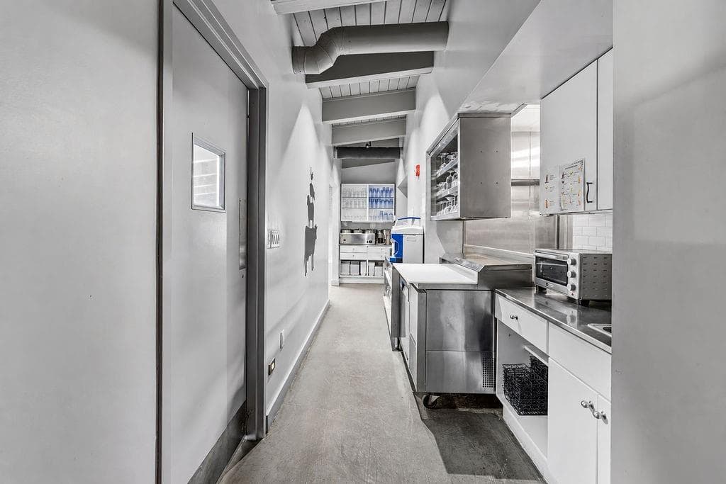 Commercial at 275 Child Street, Warren, photo 30 of 42