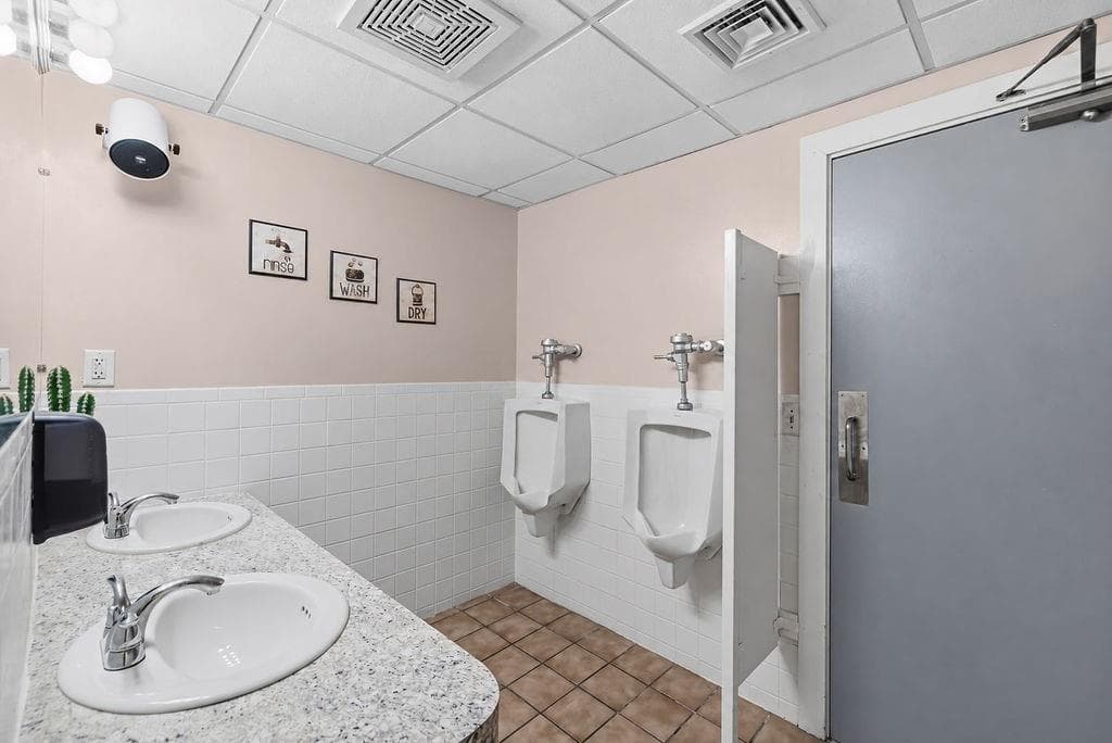 Commercial at 275 Child Street, Warren, photo 21 of 42