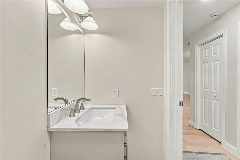 Condominium at 92 Scenic Drive, West Warwick, photo 15 of 37
