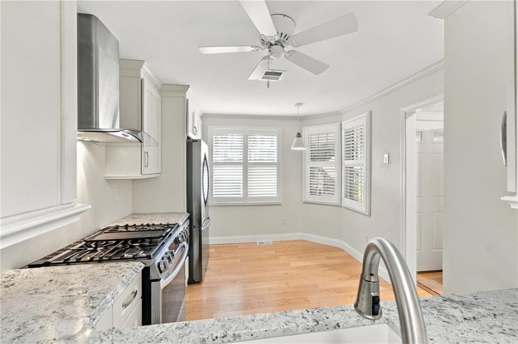 Condominium at 92 Scenic Drive, West Warwick, photo 4 of 37