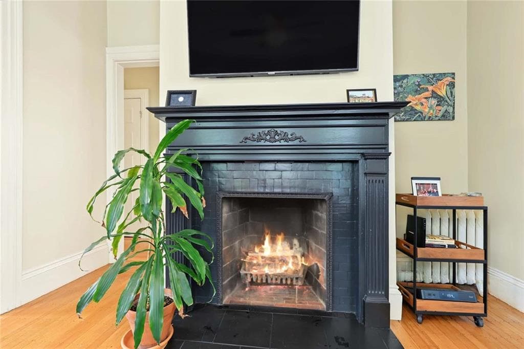 Single Family Residence at 150 Medway Street, Providence, photo 11 of 50