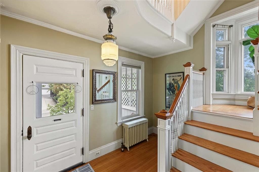 Single Family Residence at 150 Medway Street, Providence, photo 4 of 50