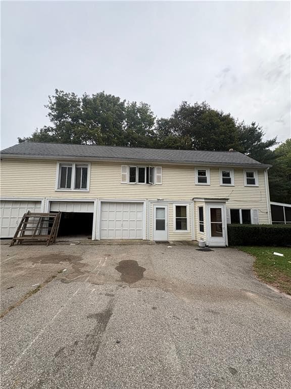Multi Family at 1888 Mendon Road, Woonsocket, photo 2 of 11