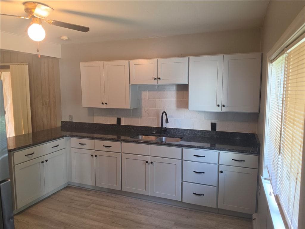 Multi Family at 1888 Mendon Road, Woonsocket, photo 15 of 18
