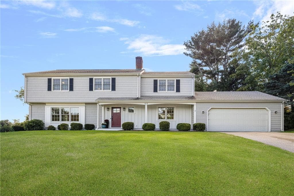 Single Family Residence at 65 Sunrise Drive, Portsmouth, photo 2 of 49