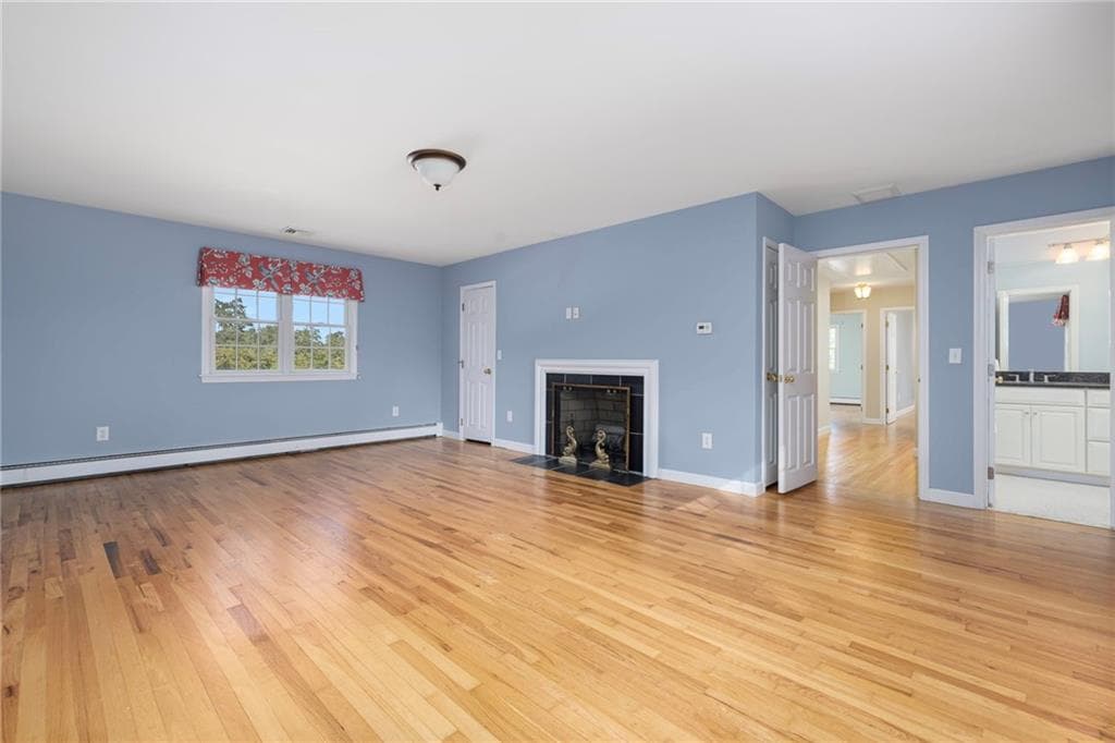 Single Family Residence at 65 Sunrise Drive, Portsmouth, photo 32 of 49