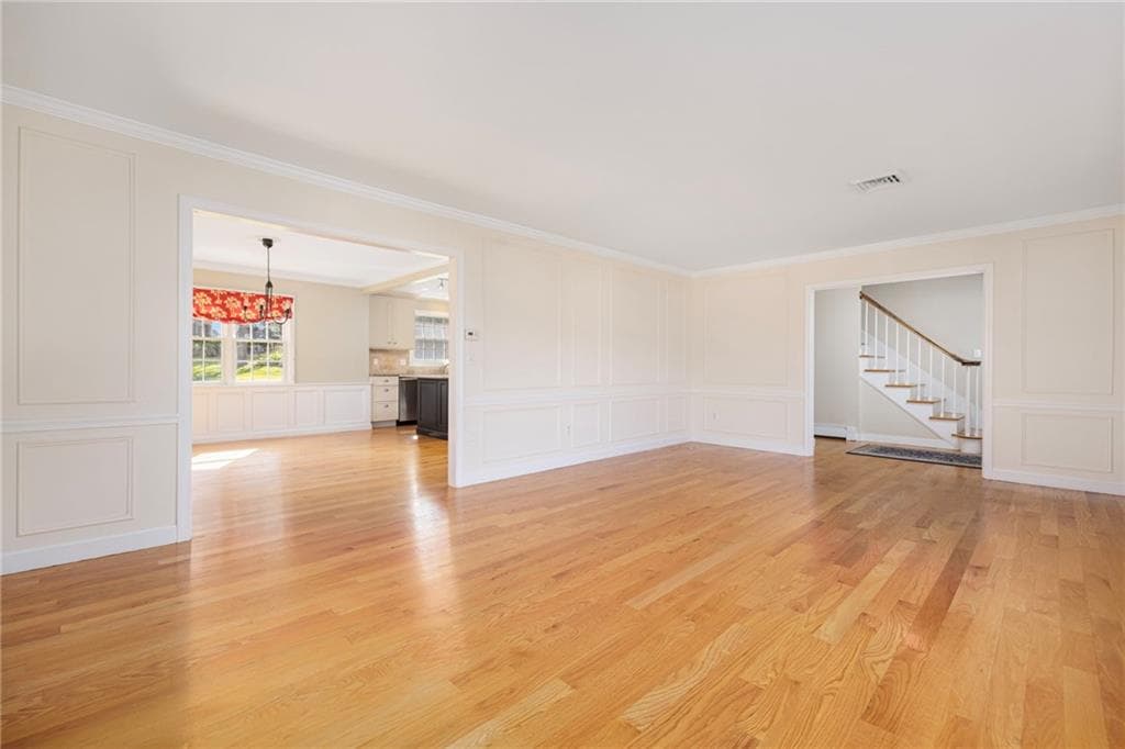 Single Family Residence at 65 Sunrise Drive, Portsmouth, photo 14 of 49