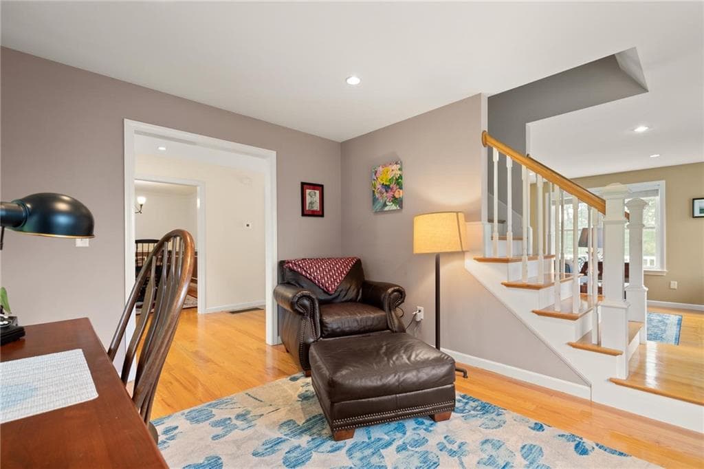Single Family Residence at 457 Cottrell Road, Tiverton, photo 6 of 34