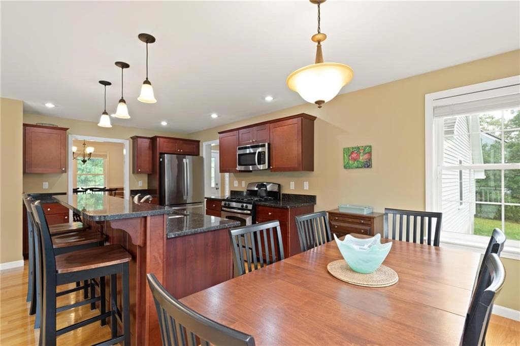 Single Family Residence at 457 Cottrell Road, Tiverton, photo 13 of 34