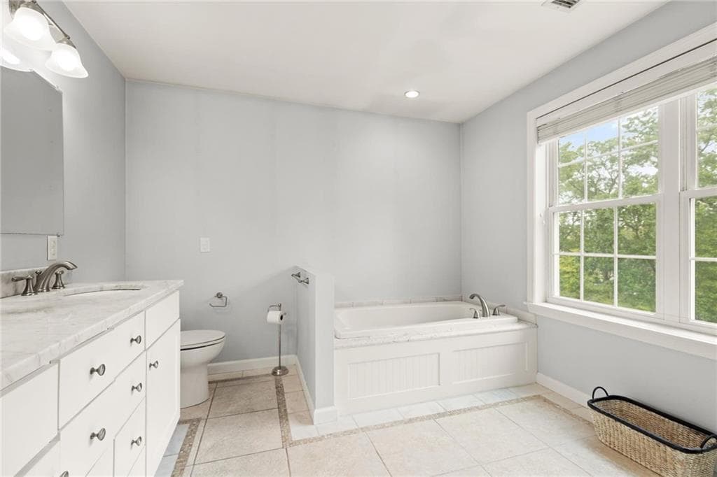 Single Family Residence at 457 Cottrell Road, Tiverton, photo 22 of 34
