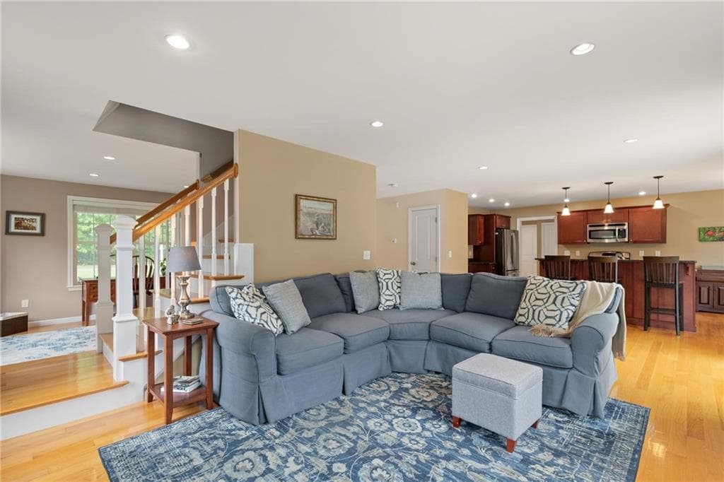 Single Family Residence at 457 Cottrell Road, Tiverton, photo 7 of 34