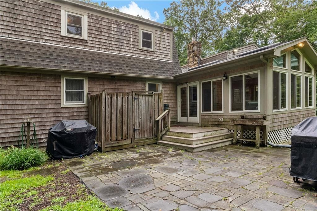 Single Family Residence at 172 Estelle Drive, South Kingstown, photo 29 of 36