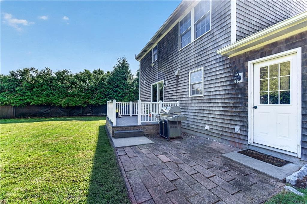 Single Family Residence at 112 Greenwich Avenue, Warwick, photo 35 of 40