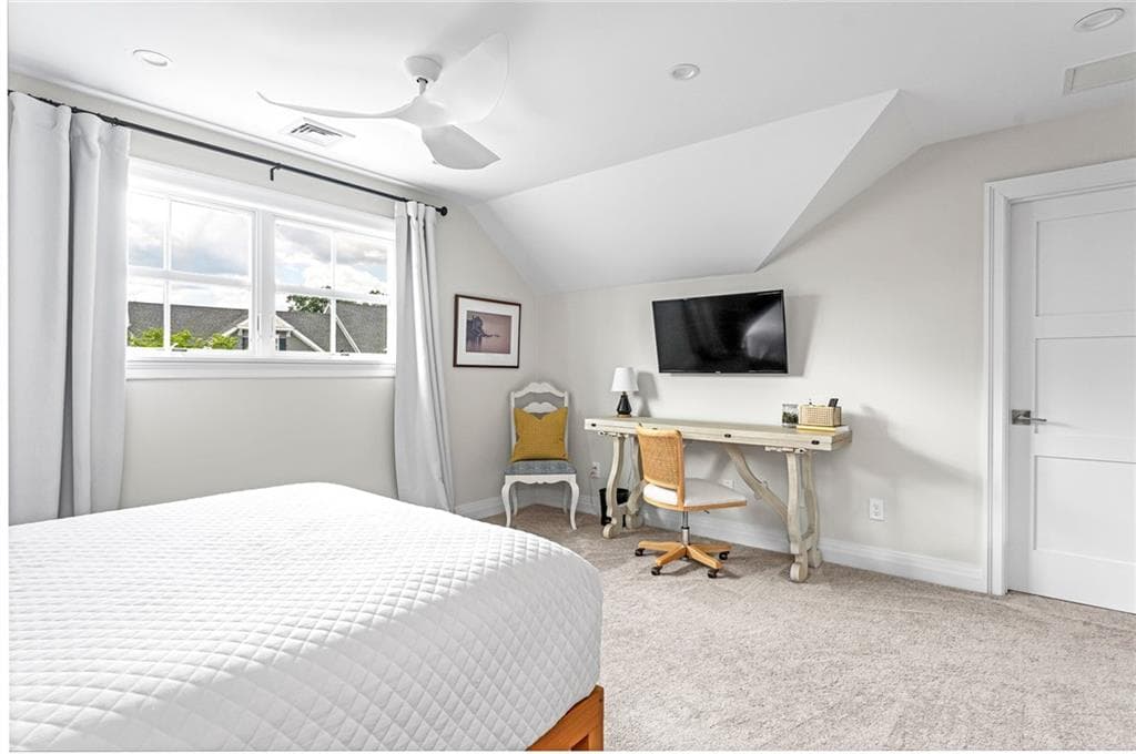 Condominium at 55 Travelers Court, East Greenwich, photo 29 of 40