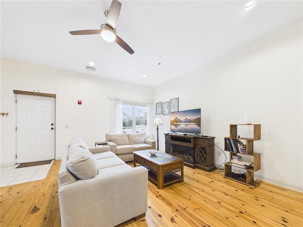 Condominium at 620 Main Street UNIT 14, East Greenwich, photo 13 of 24