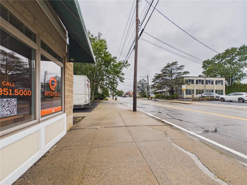 Condominium at 620 Main Street UNIT 14, East Greenwich, photo 22 of 24