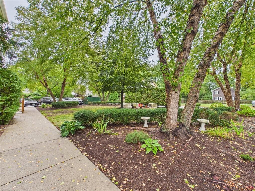 Condominium at 620 Main Street UNIT 14, East Greenwich, photo 3 of 24
