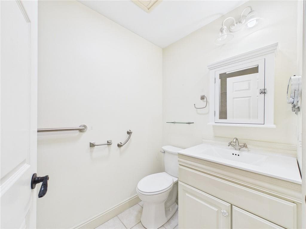 Condominium at 620 Main Street UNIT 14, East Greenwich, photo 18 of 24