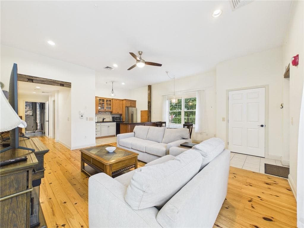 Condominium at 620 Main Street UNIT 14, East Greenwich, photo 11 of 24