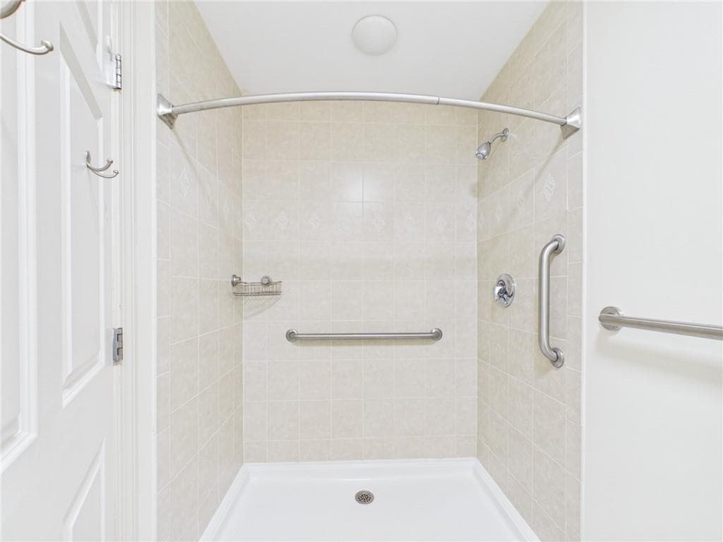 Condominium at 620 Main Street UNIT 14, East Greenwich, photo 19 of 24