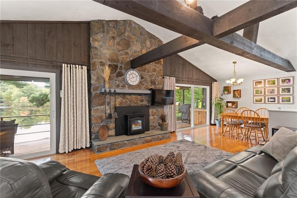 Single Family Residence at 8 Fountain Spring Lane, Johnston, photo 2 of 27