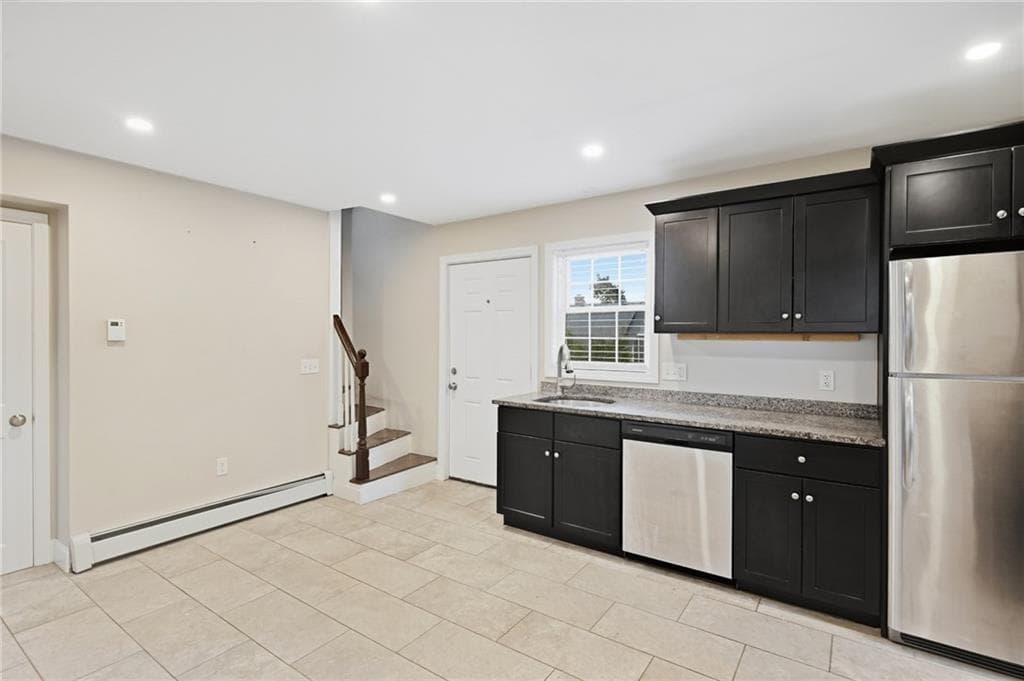 Multi Family at 79 Franklin Street, Bristol, photo 35 of 48