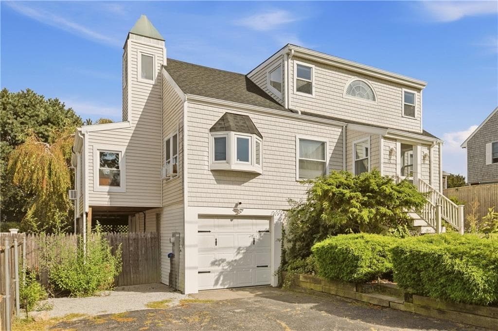 91 Easton Avenue