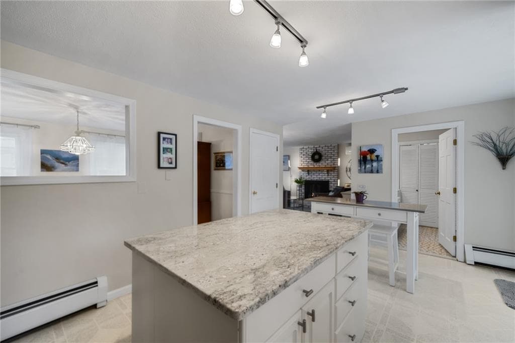 Single Family Residence at 27 Country View Drive, Johnston, photo 12 of 42