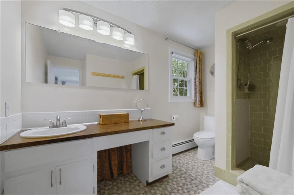 Single Family Residence at 27 Country View Drive, Johnston, photo 26 of 42
