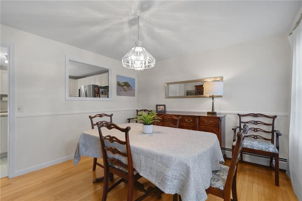 Single Family Residence at 27 Country View Drive, Johnston, photo 7 of 42