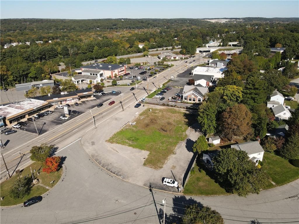 Commercial at 1234 Oaklawn Avenue, Cranston, photo 5 of 6