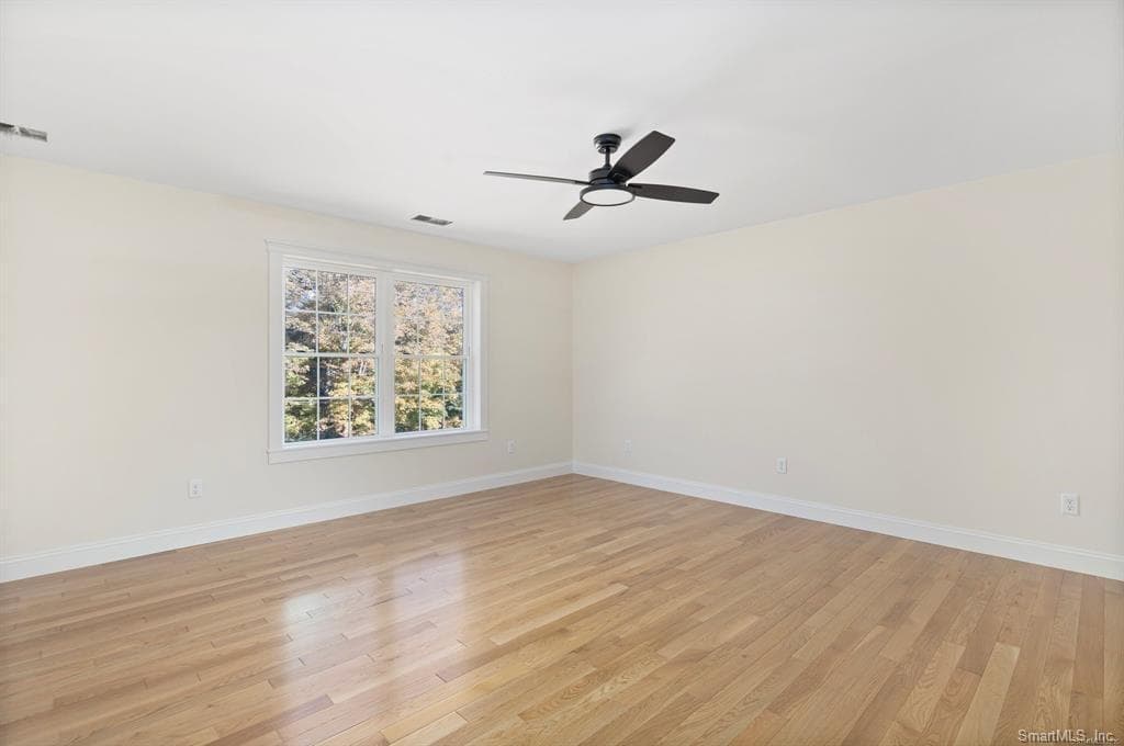 Single Family Residence at 106 Church Street, Brooklyn, photo 12 of 15