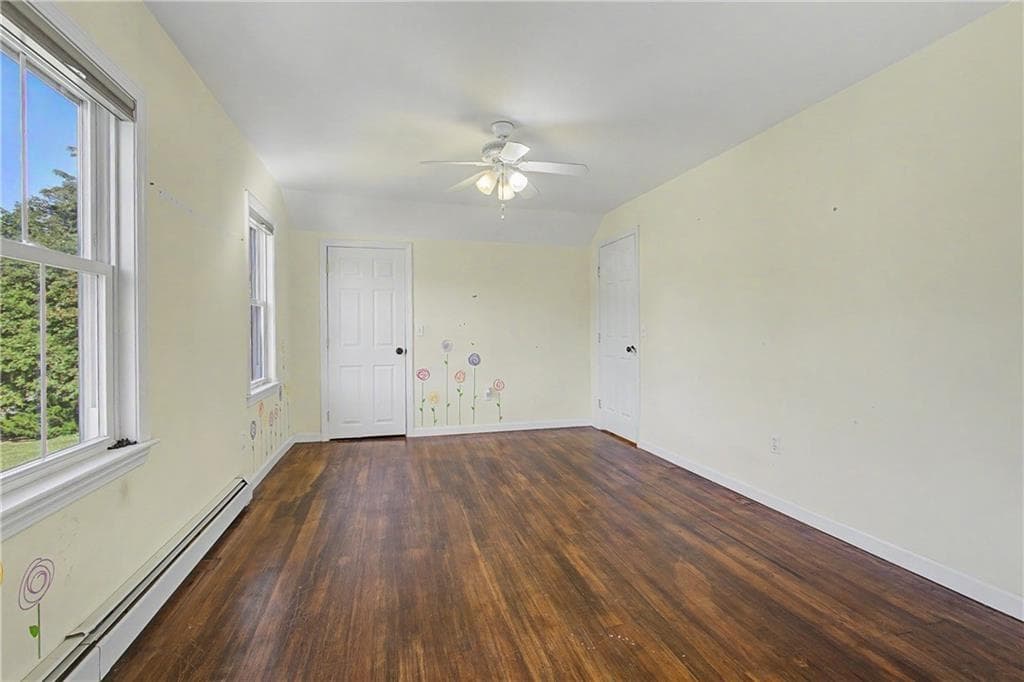 Single Family Residence at 327 Church Street, Richmond, photo 27 of 40