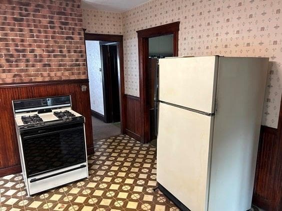 Multi Family at 57 Daniels Street, Pawtucket, photo 13 of 18
