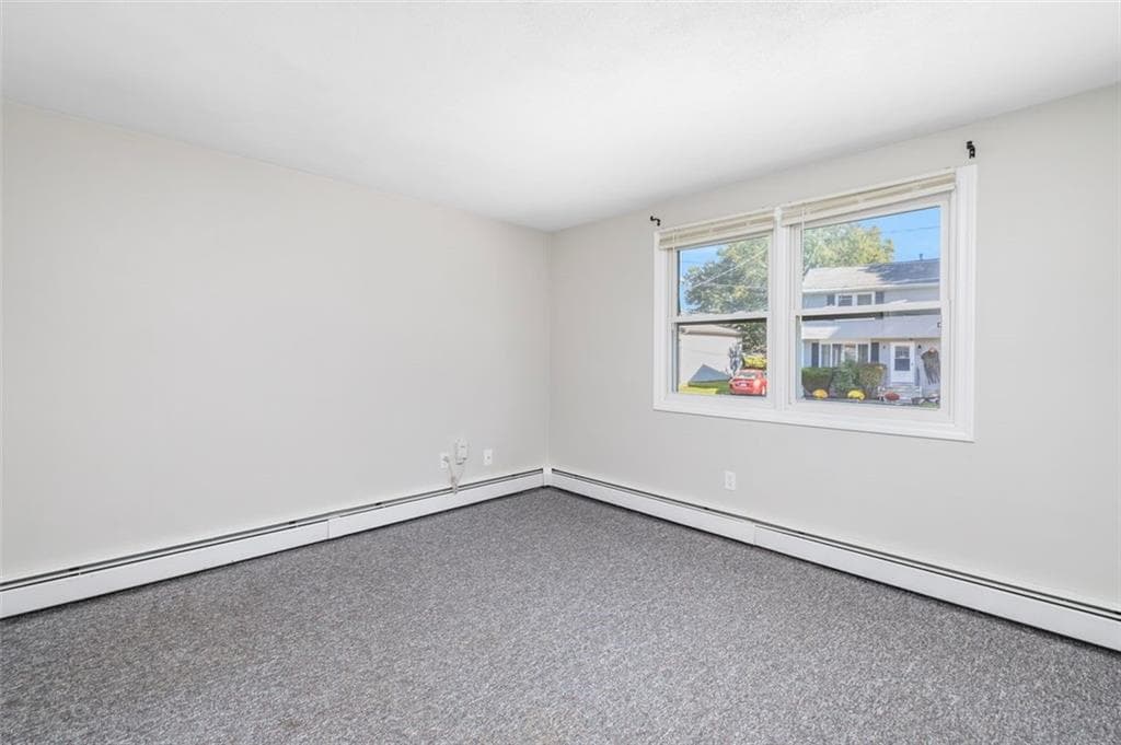 Multi Family at 131 133 Kenyon Avenue, Warwick, photo 14 of 25