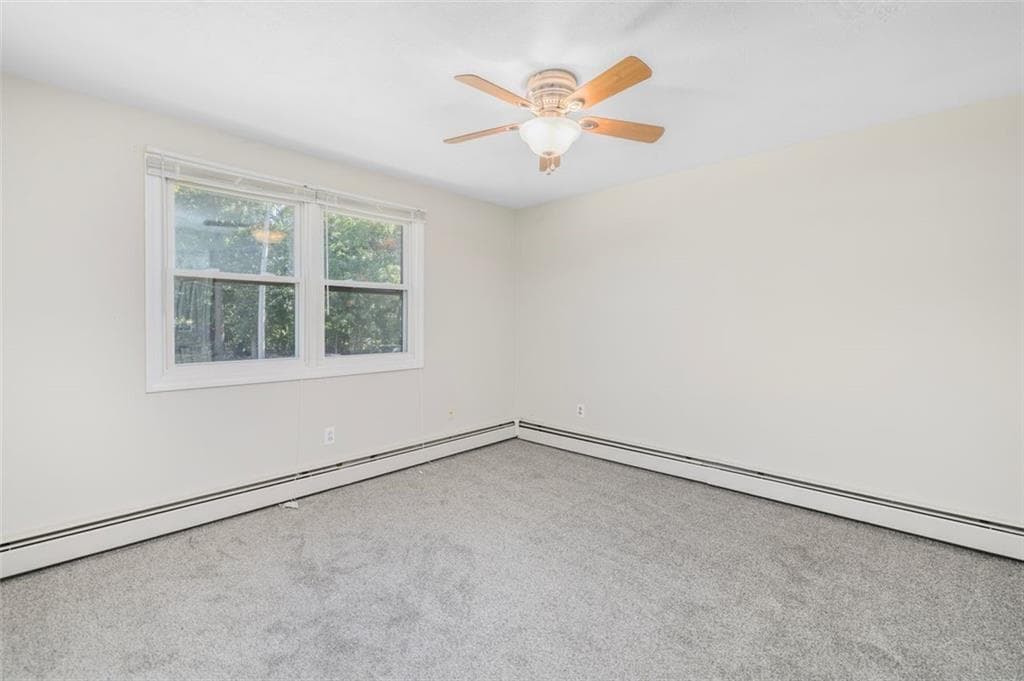 Multi Family at 131 133 Kenyon Avenue, Warwick, photo 21 of 25