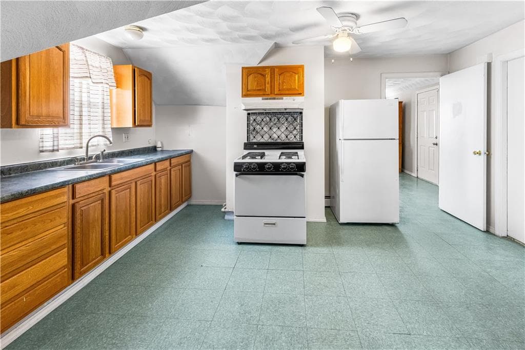 Multi Family at 21 23 Berkley Street, Providence, photo 25 of 34