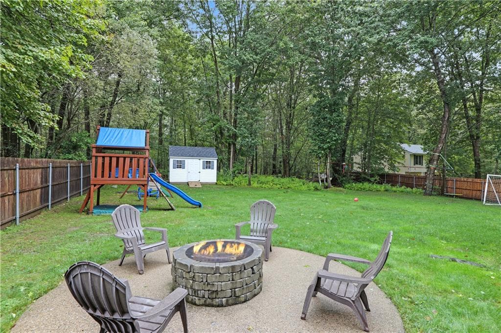 Single Family Residence at 84 Red Maple Terrace, North Kingstown, photo 36 of 40