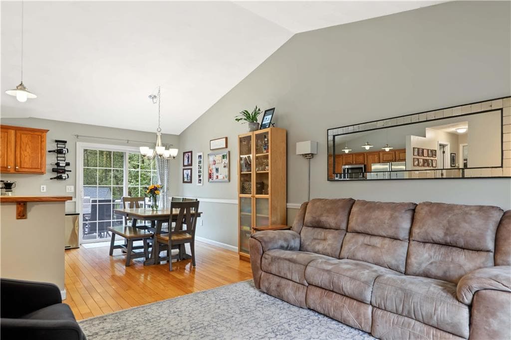 Single Family Residence at 84 Red Maple Terrace, North Kingstown, photo 10 of 40
