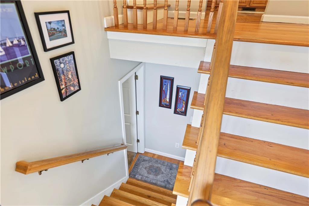 Single Family Residence at 84 Red Maple Terrace, North Kingstown, photo 18 of 40