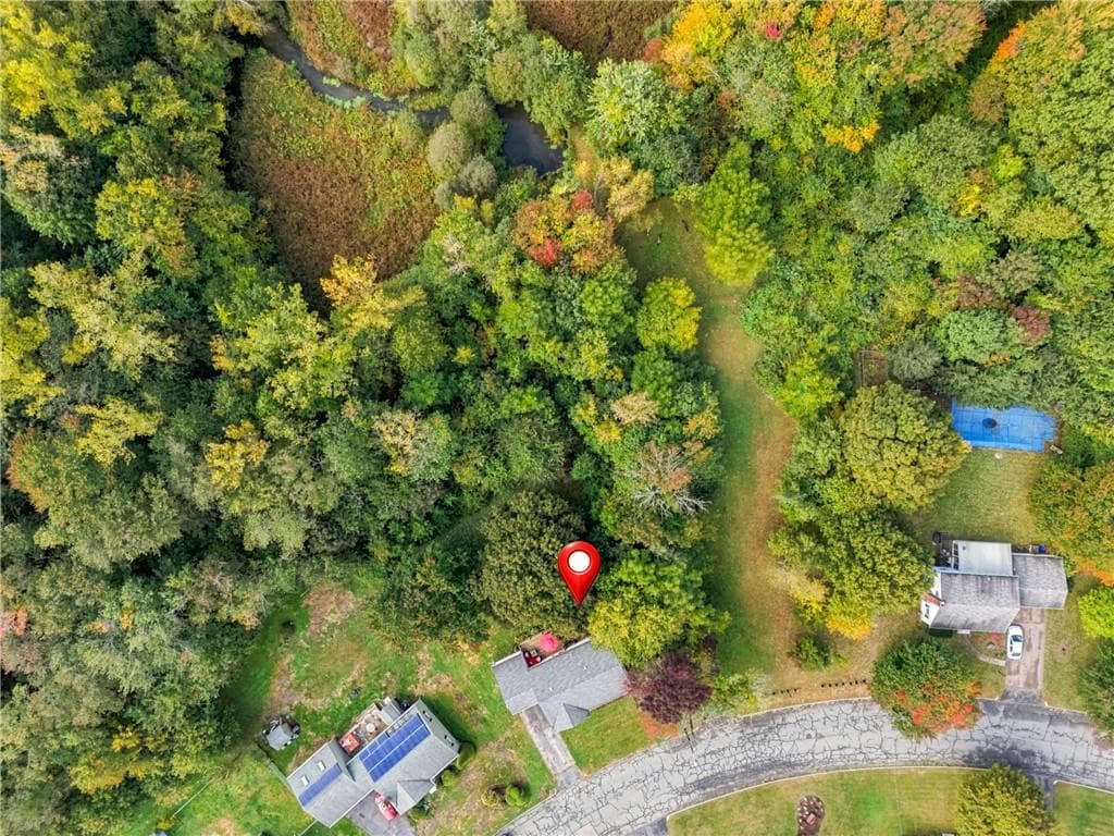 Single Family Residence at 248 Knollwood Drive, Woonsocket, photo 27 of 30