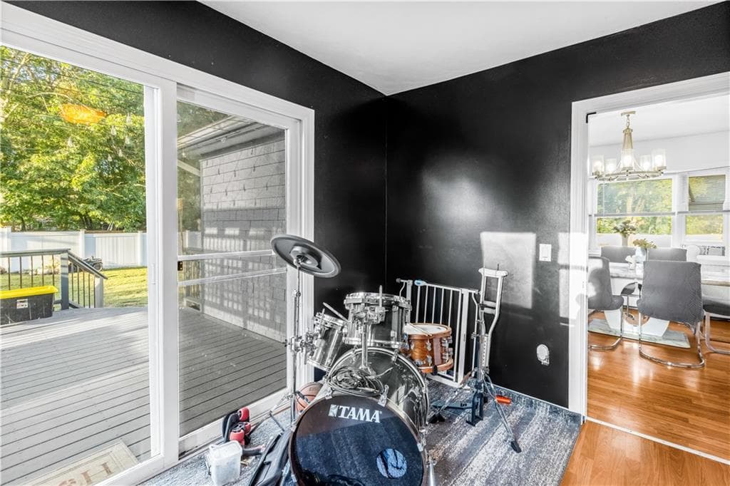 Single Family Residence at 565 Sandy Lane, Warwick, photo 16 of 29