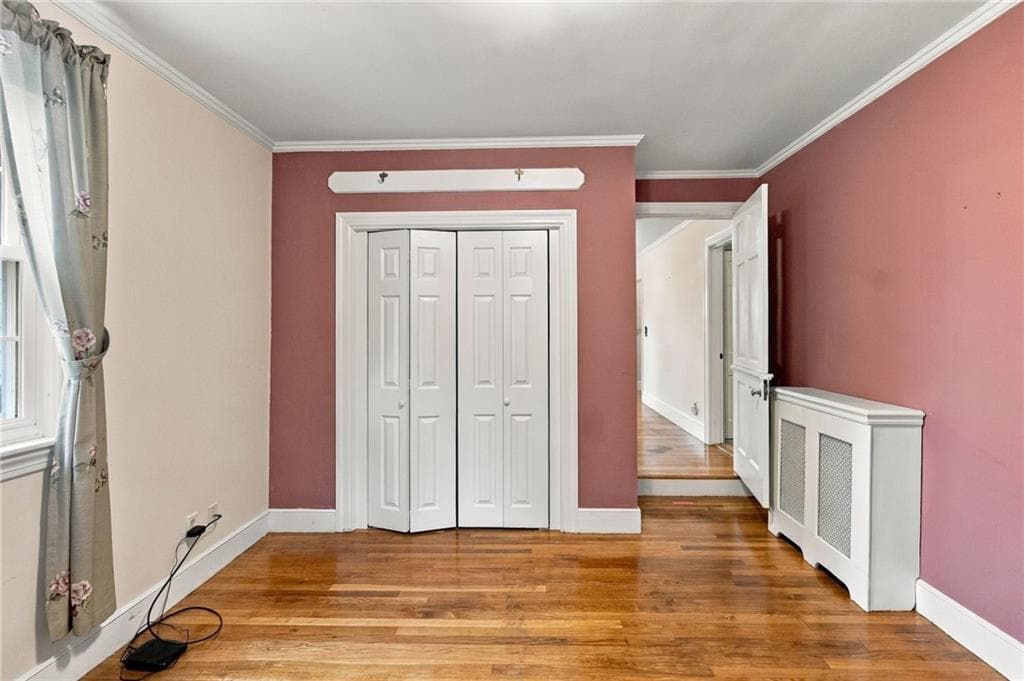 Single Family Residence at 14 Englewood Lane, Warwick, photo 10 of 34